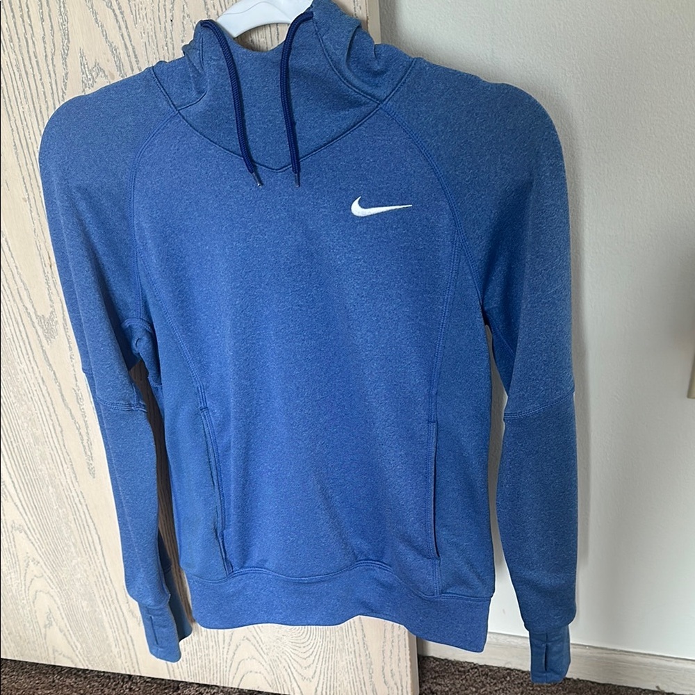 Nike Dri-Fit Hoodie 💙